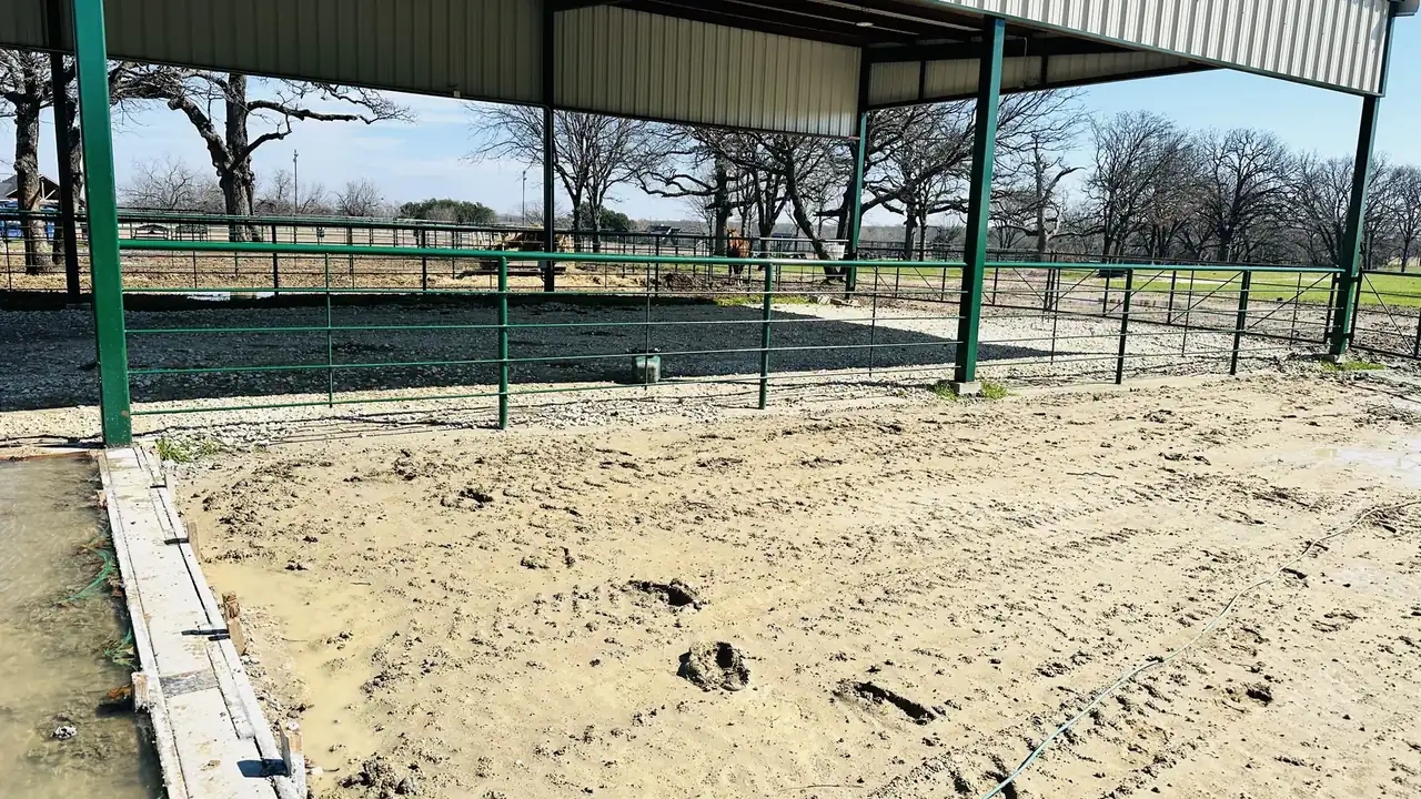 Steel pavilion and shade structure by Aesthetic Gates & Fence in Navarro County, Texas
