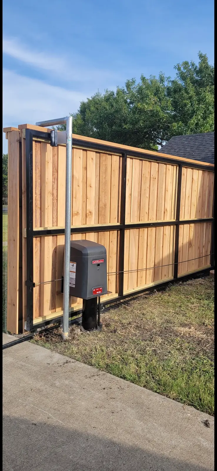 Wood fence and gate post by Aesthetic Gates & Fence in Navarro County, Texas